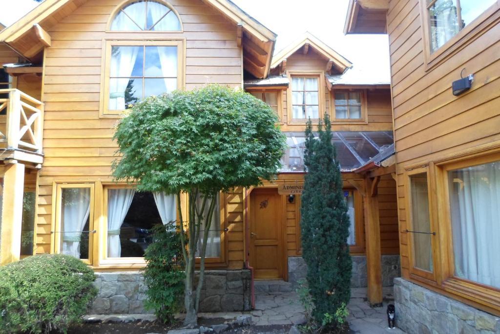 Apart Hotel Robles Del Sur San Martín de los Andes Exterior foto